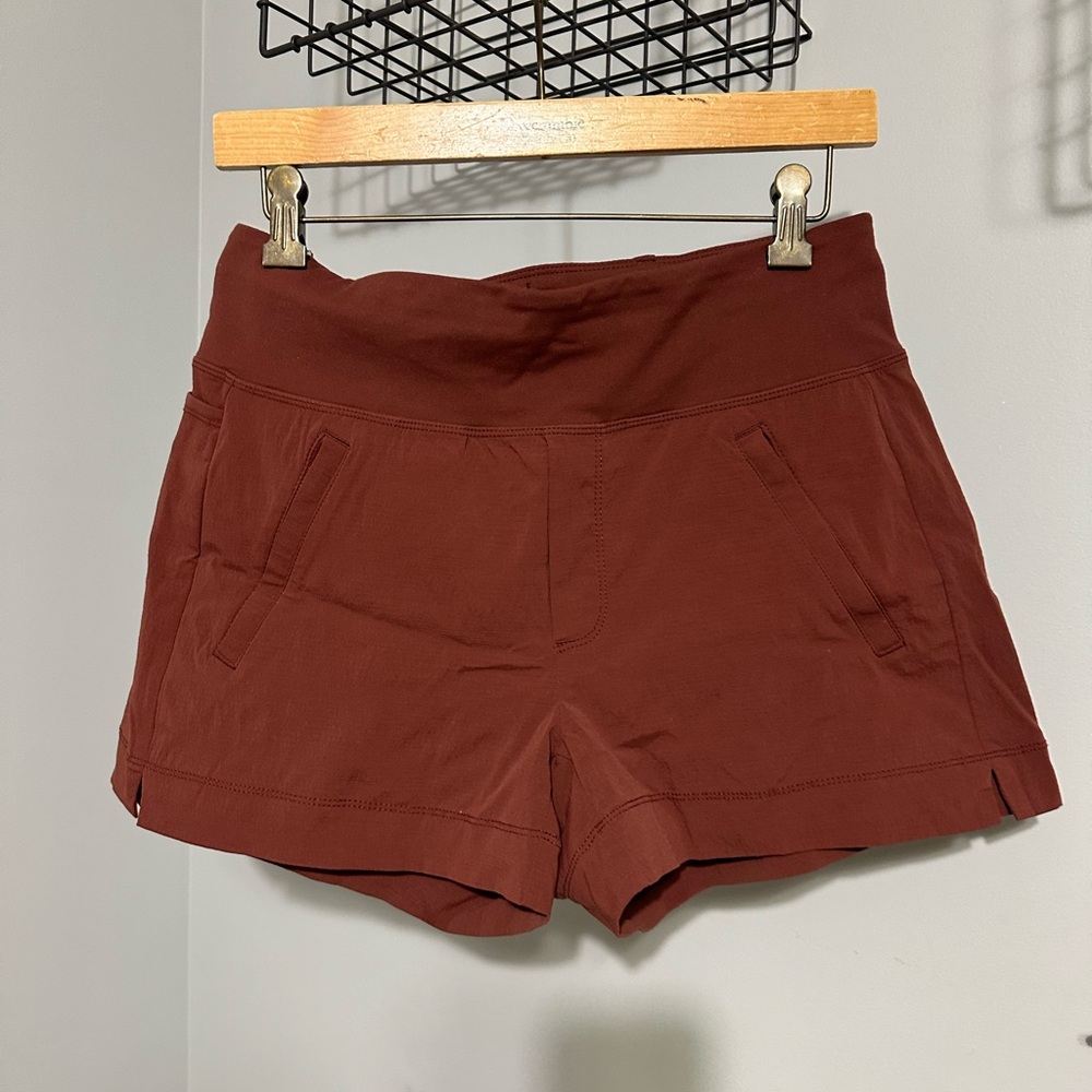 Athleta Trekkie North Short - Size 4 - Rust Color